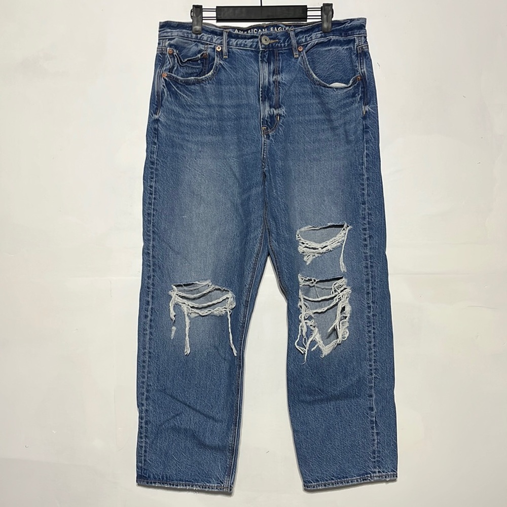 American Eagle 90s Boyfriend Medium Wash High Rise Distressed Denim Jeans 12